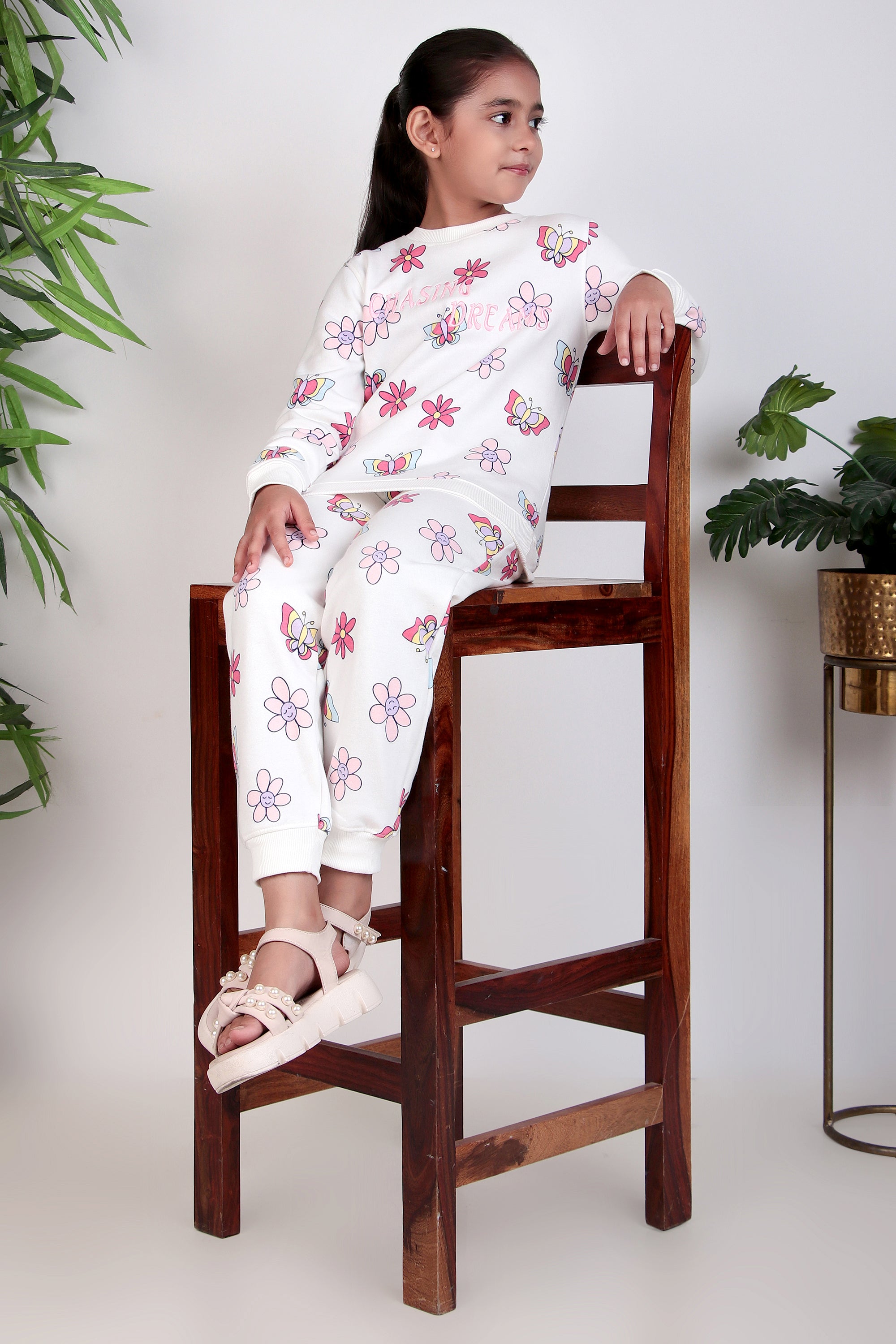 Girls floral and butterfly printed tracksuit for winter