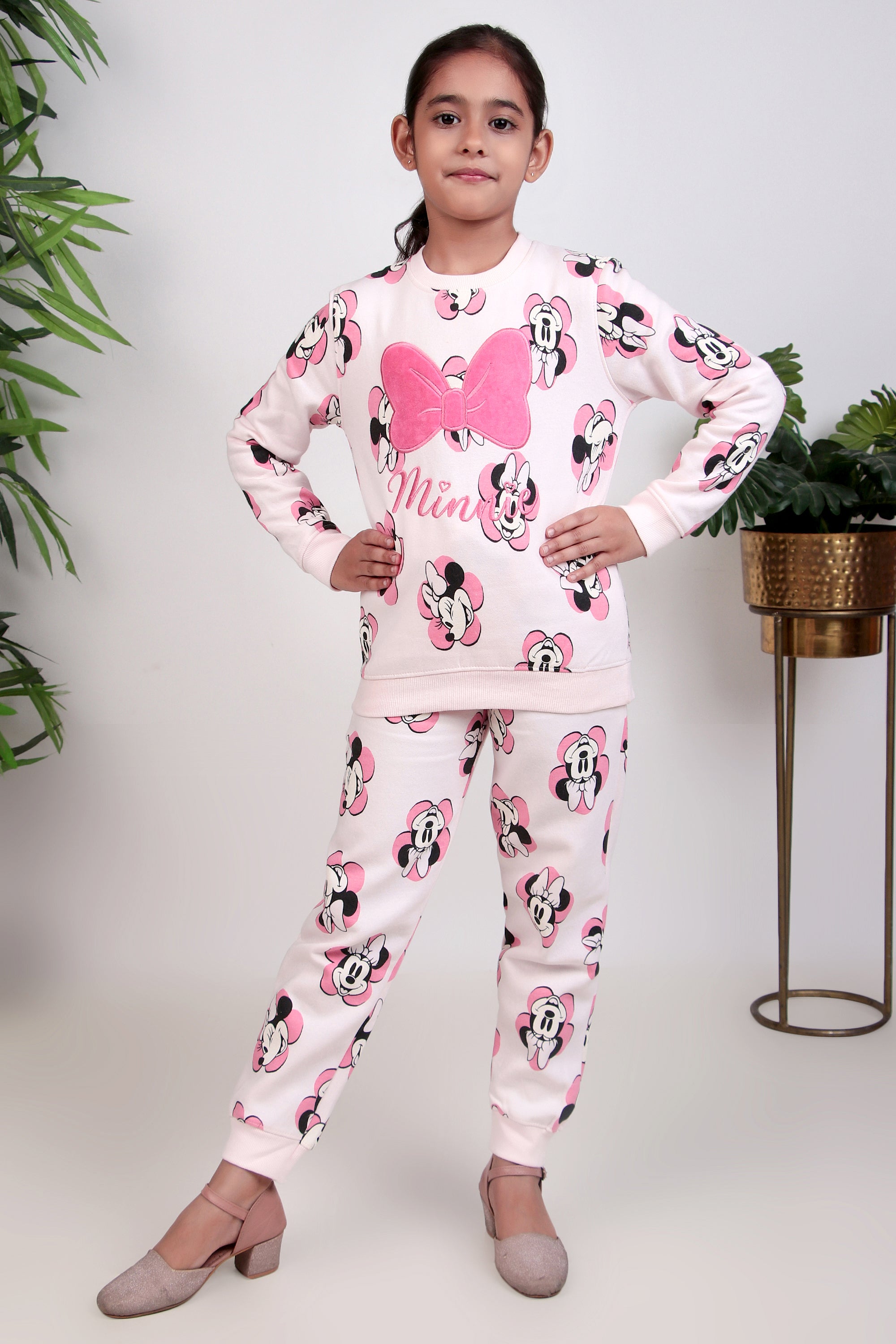 Girls cartoon printed tracksuit for winters