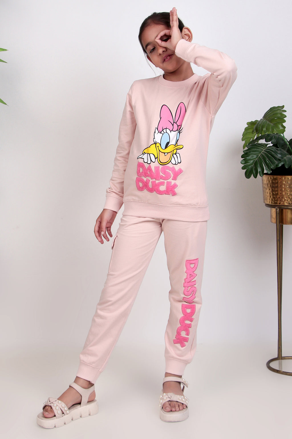 Girls printed tracksuit for light winters