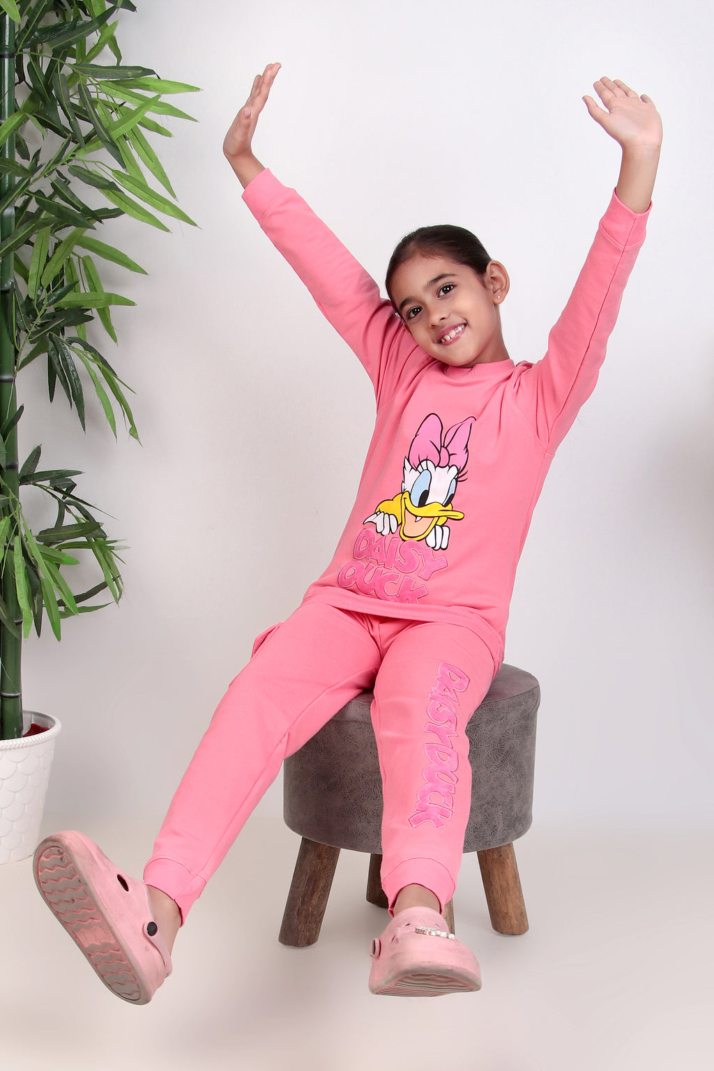 Girls cartoon printed tracksuit for light winters