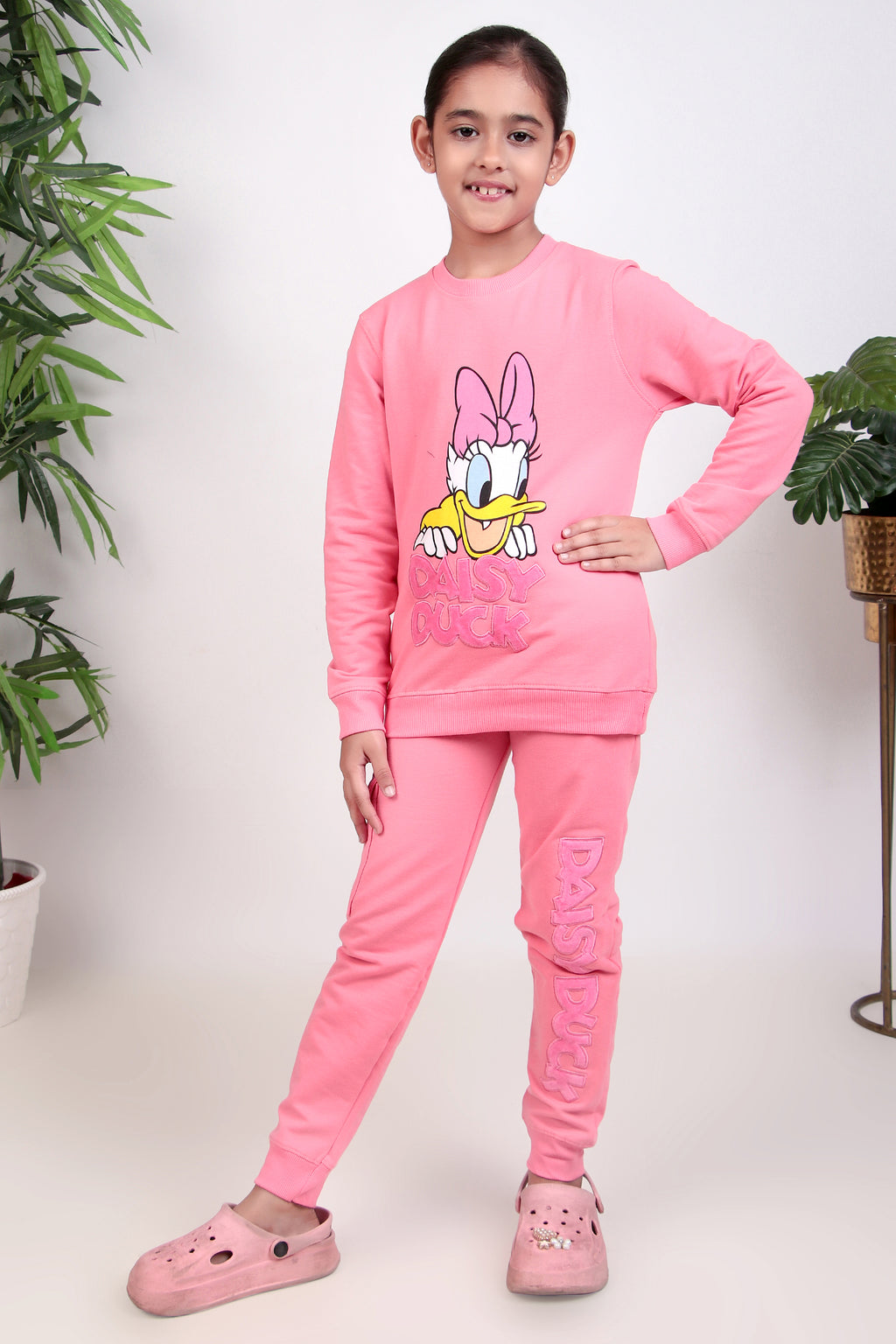 Girls cartoon printed tracksuit for light winters