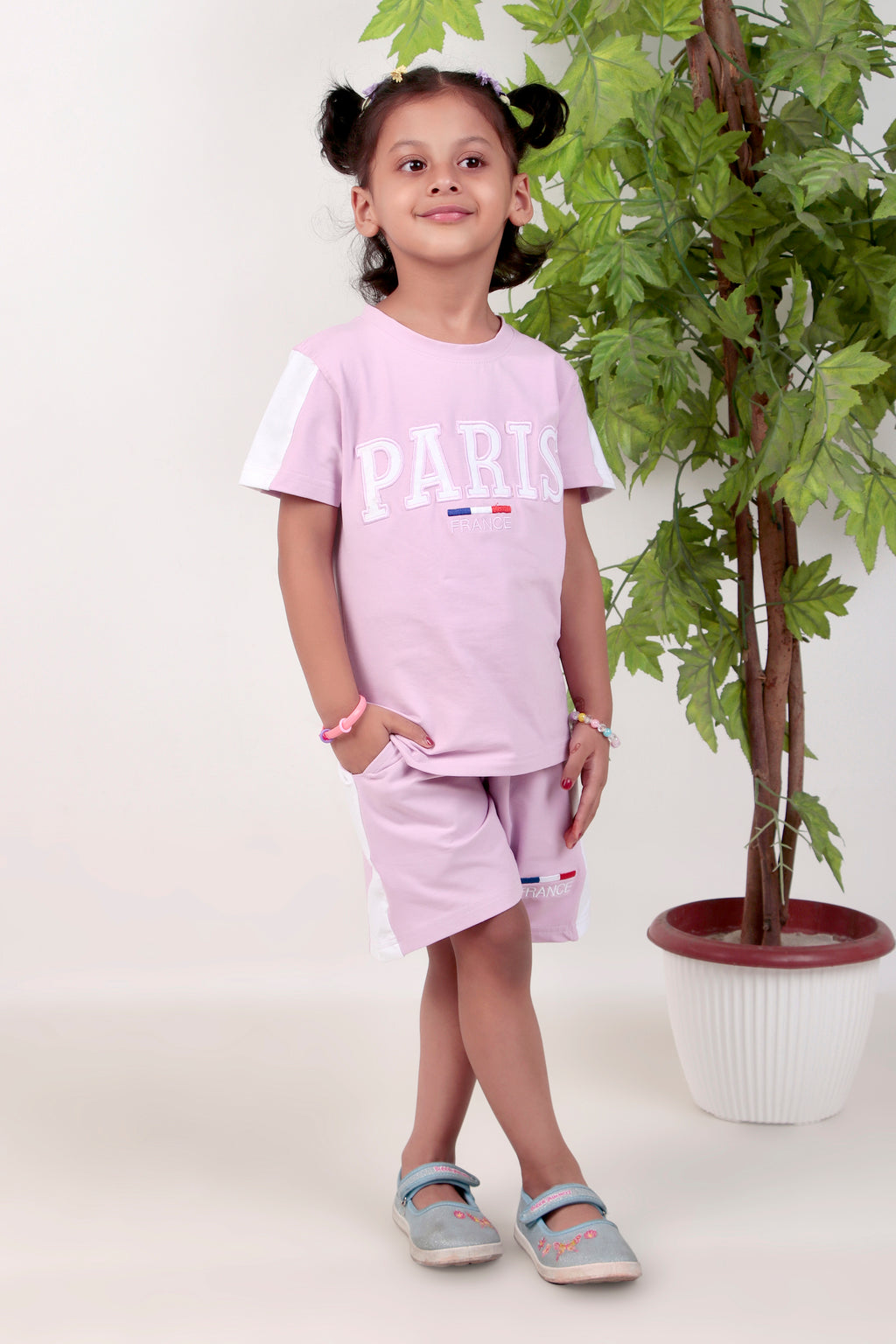 Girls coord set with half sleeves top and shorts